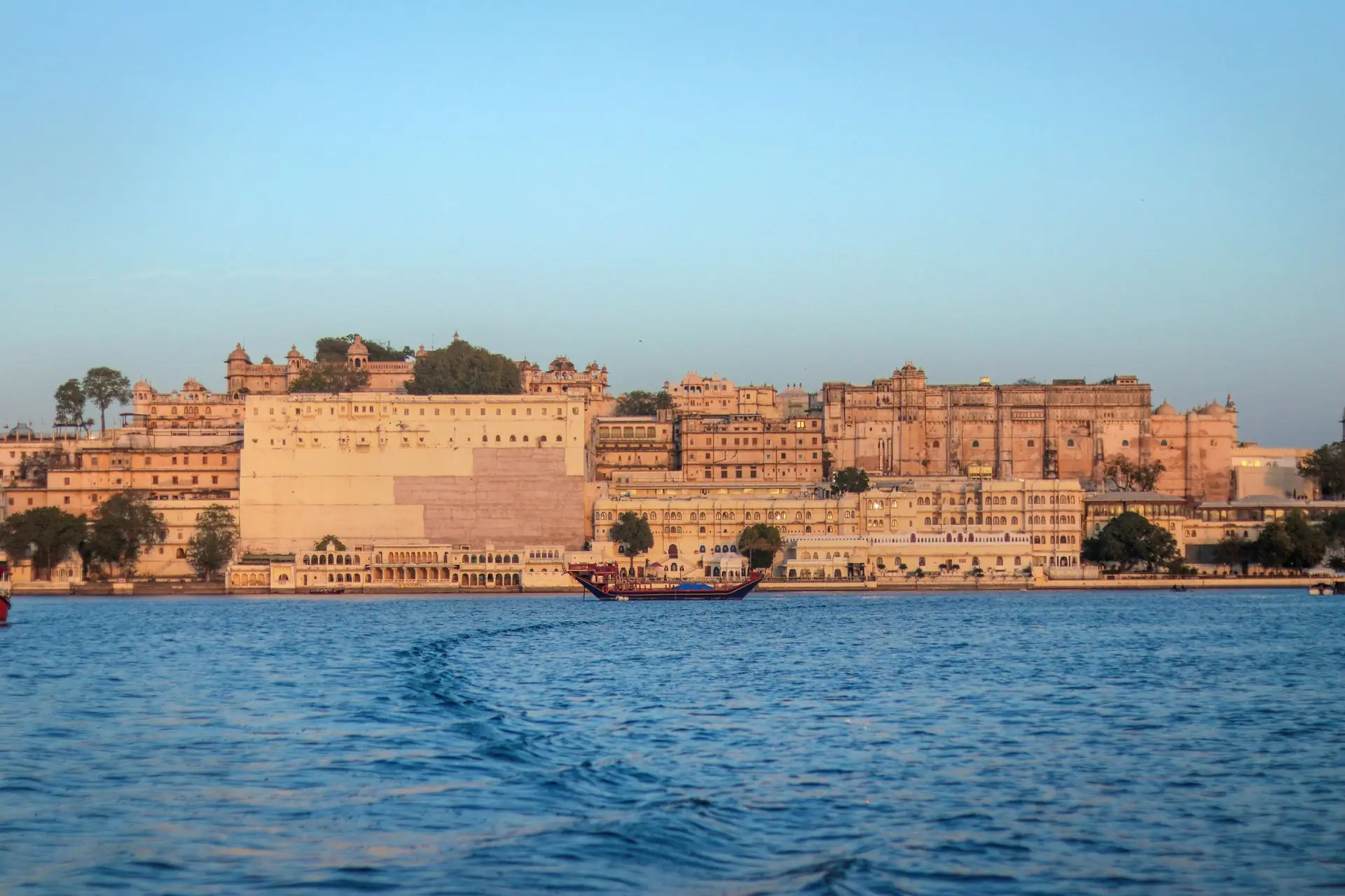 City Palace on Lake Pichola, Udaipur